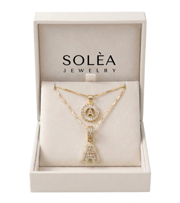 2pc 14k Set de 2 collares con inicial de diamantes en oro de 14K