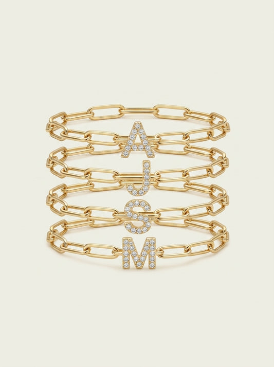 Zartes Büroklammer-Armband mit Initiale