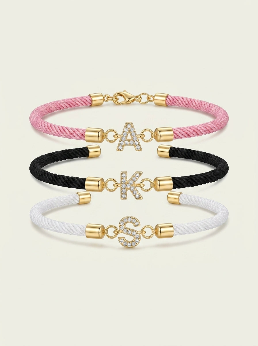 Verstellbare Armbänder mit Initiale