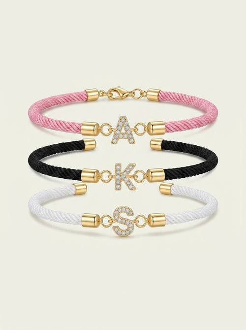 Verstellbare Armbänder mit Initiale