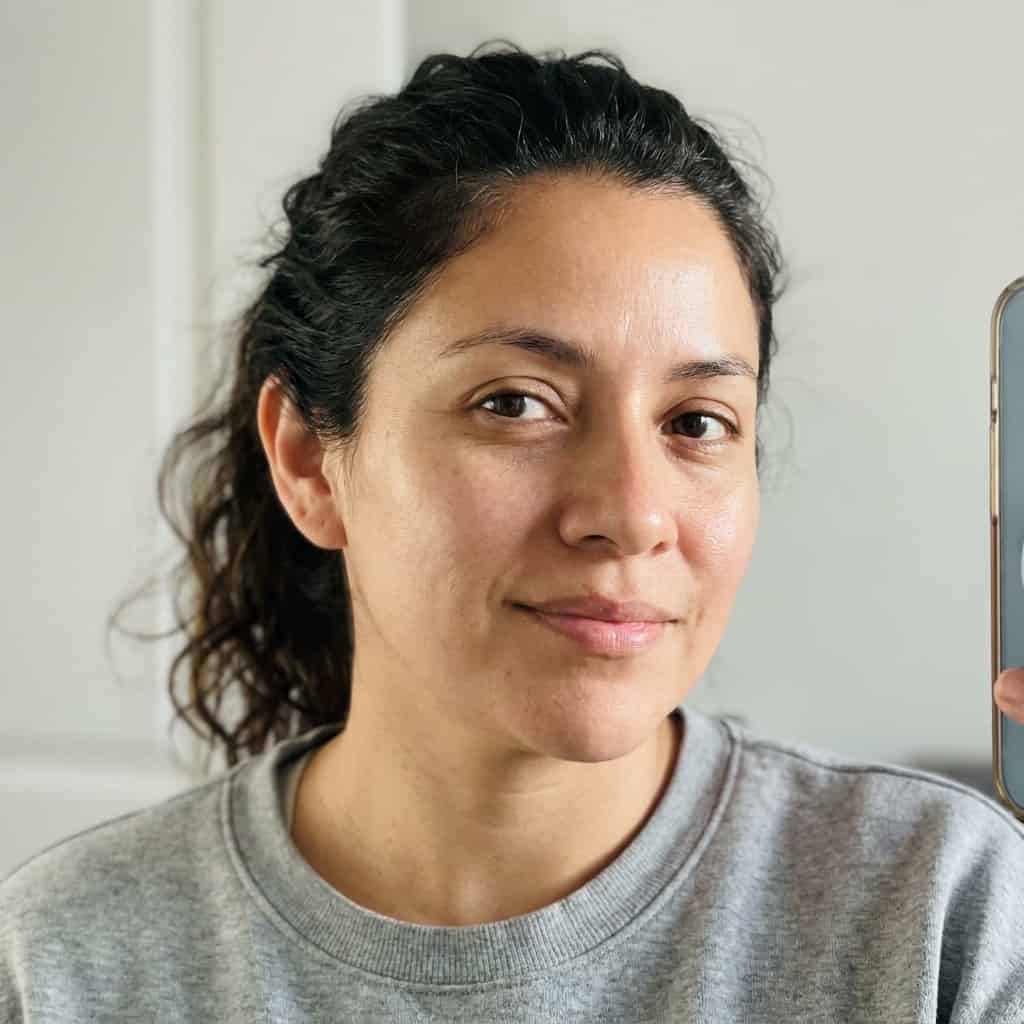 files/Mexican_woman_in_everyday_life_202605281844.jpg